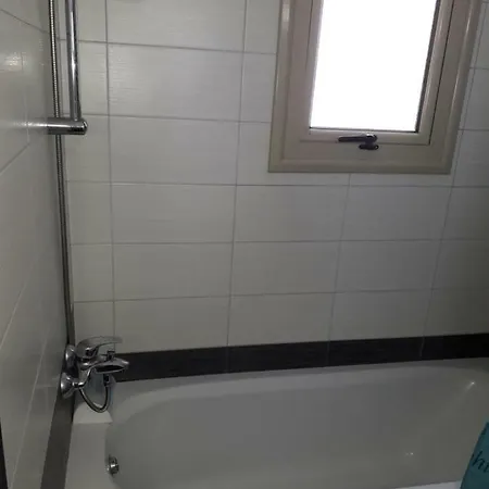 בית נופש Polyxenia House פרוטאראס
