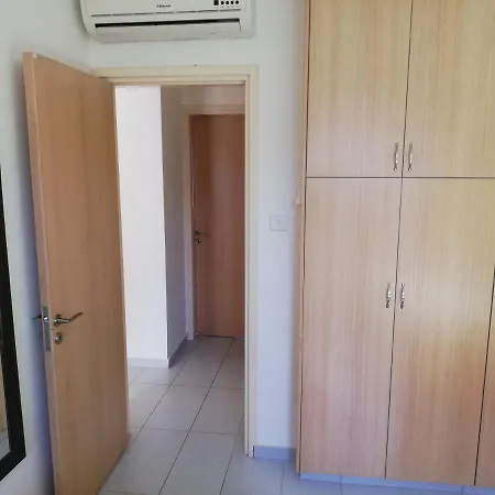 בית נופש Polyxenia House *